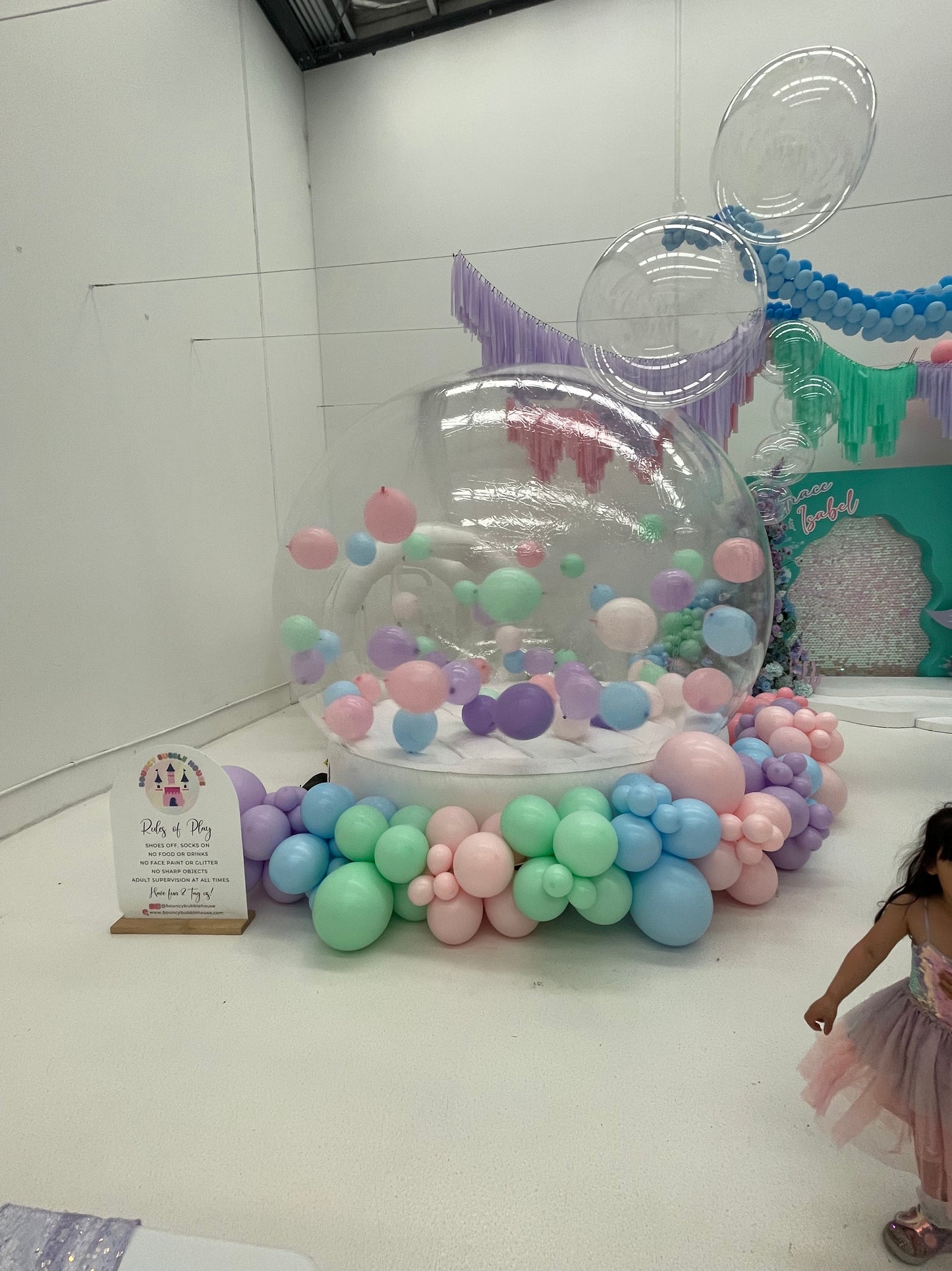 Bouncy Bubble House (operator included)