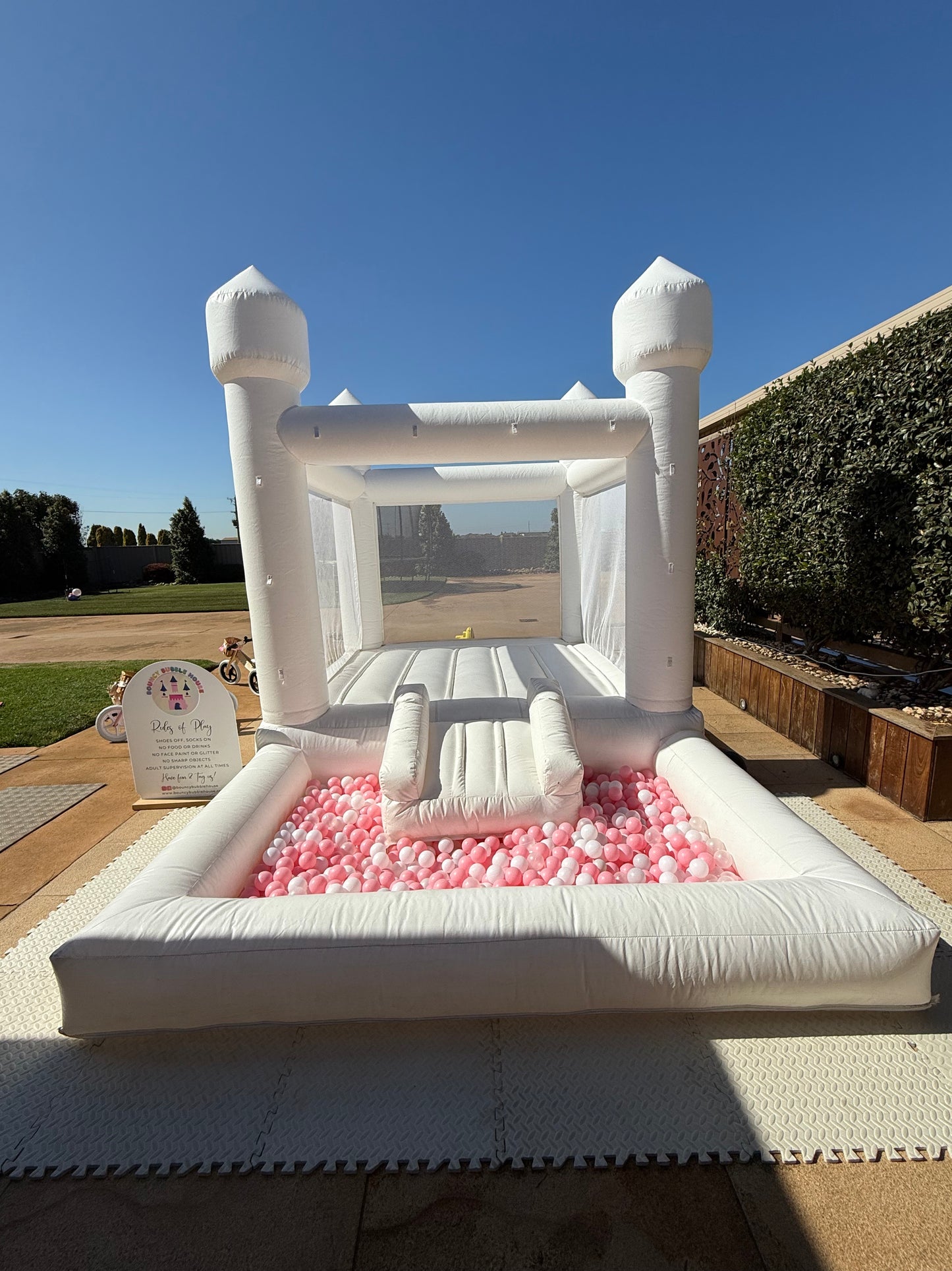 White Bouncy Castle with Mini Slide & Ball Pit (4x2.5)