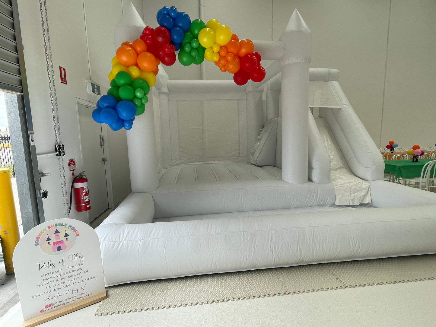 White Bouncy Castle with Slide & Ball Pit (5x5)