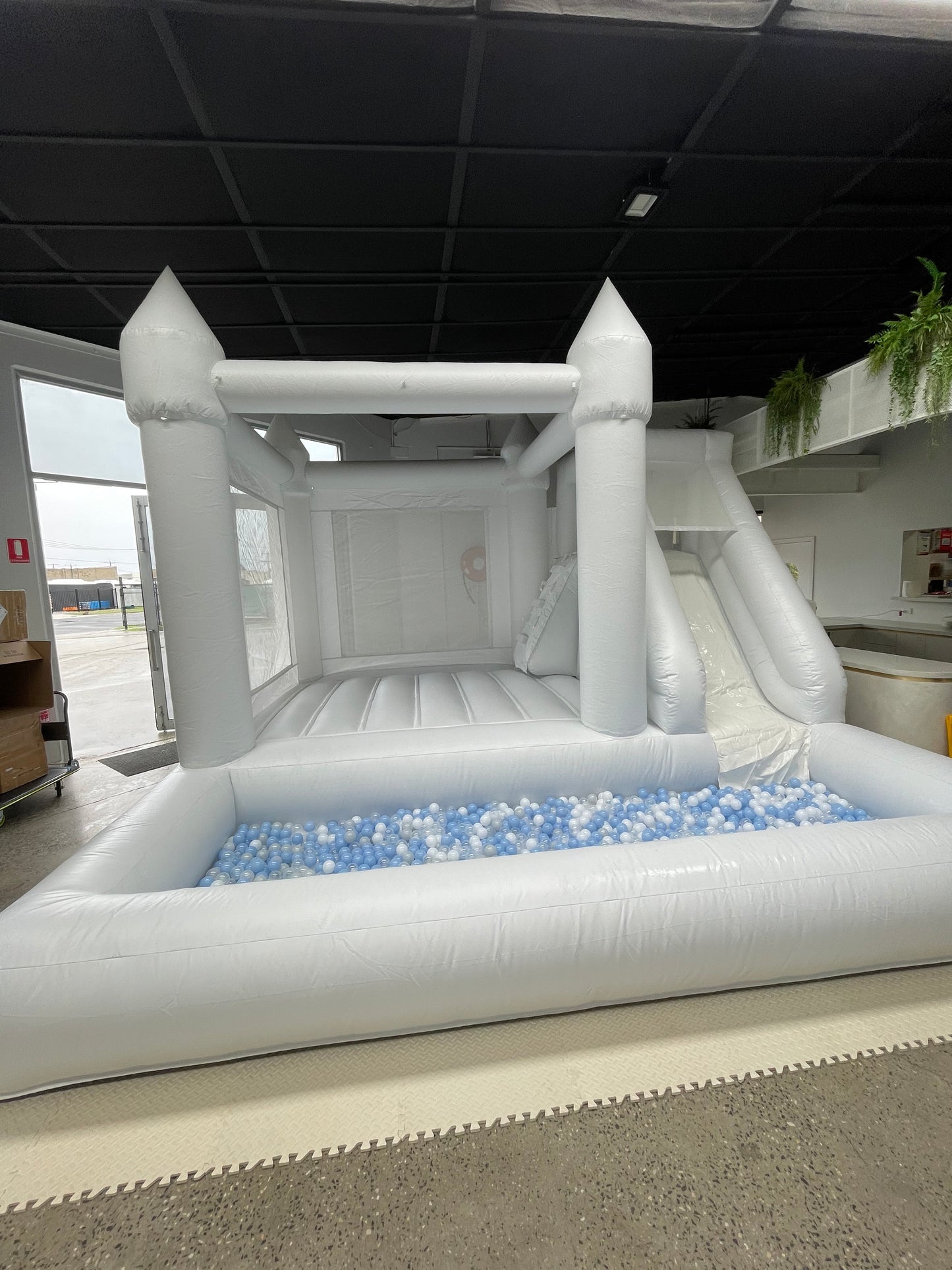 White Bouncy Castle with Slide & Ball Pit (5x5)