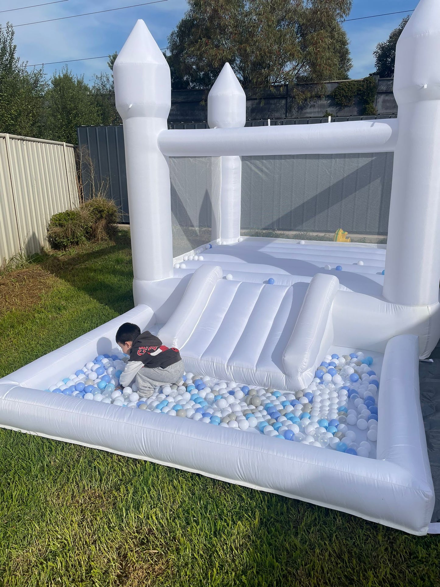 White Bouncy Castle with Ball Pit (Small)